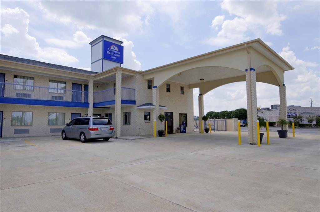 Americas Best Value Inn & Suites Waller/Prairie View Zewnętrze zdjęcie