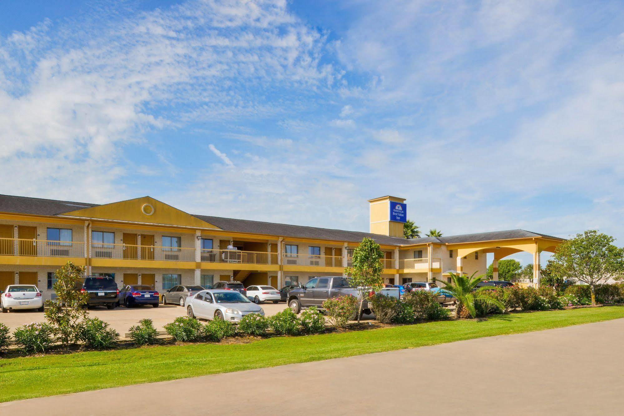 Americas Best Value Inn & Suites Waller/Prairie View Zewnętrze zdjęcie