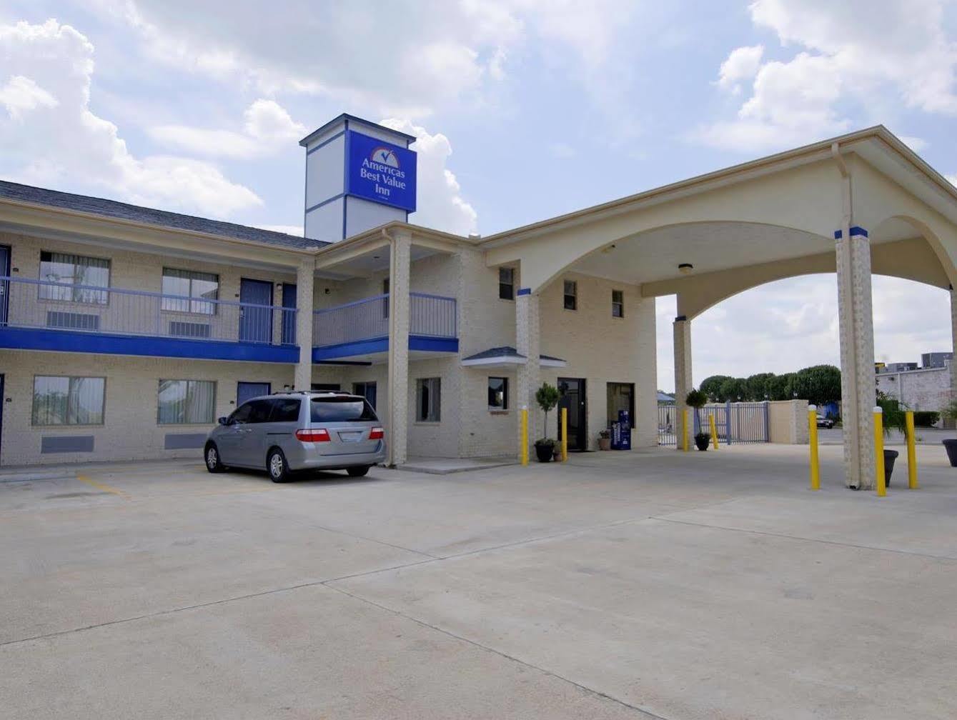 Americas Best Value Inn & Suites Waller/Prairie View Zewnętrze zdjęcie