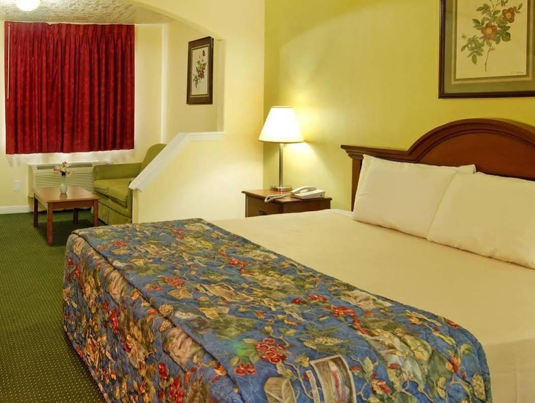 Americas Best Value Inn & Suites Waller/Prairie View Zewnętrze zdjęcie