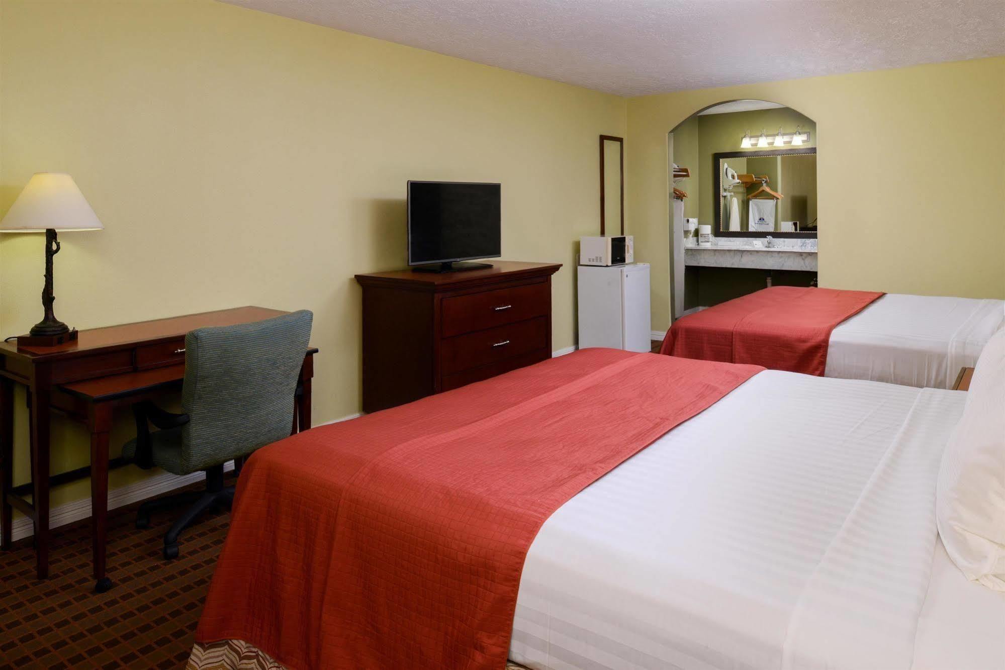 Americas Best Value Inn & Suites Waller/Prairie View Zewnętrze zdjęcie